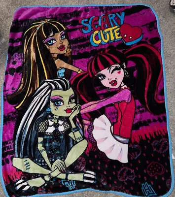MONSTER HIGH Scary Cute Fleece Blanket So Soft Well Loved 54  X 36  Vivid Colors • $14.98