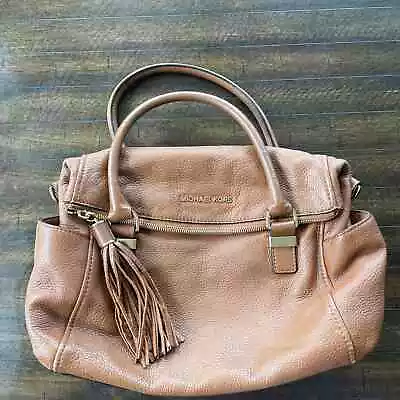 Michael Kors Weston Bag(no Crossbody Strap) • $45