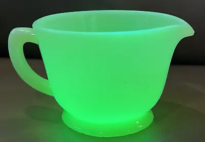 Anchor Hocking Clambroth Jadeite Green UV GLOW Vaseline Measuring Cup W/Spout • $195