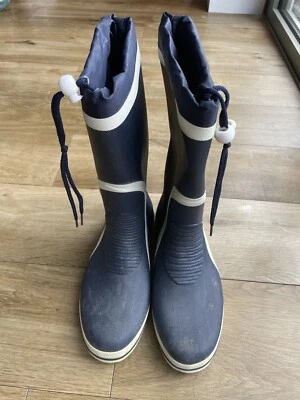 £25 • Buy Waveline Rubber Sailing Deck Boots EU42 Navy/White