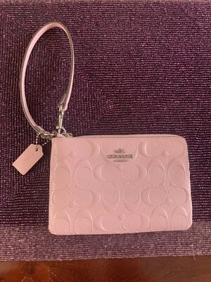 £25 • Buy Coach Baby Pink Wristlet - Unused