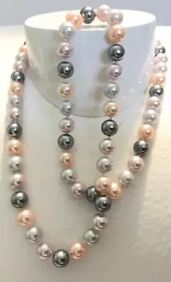 Vintage Hand Knotted Faux Ivory Gray Pink Pearl Beaded Necklace • $16.99