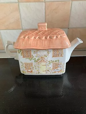 Sadler Teapot House  • £1.37