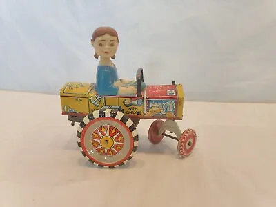 VINTAGE QUEEN OF THE CAMPUS  WIND UP CRAZY CAR MARX TIN TOY WORKS Well Nice.  • $190