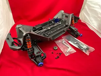 TRAXXAS MAXX 4S Orange  V1 PRE ROLLER ROLLING CHASSIS LOT SLIDER Short Wheelbase • $299.95