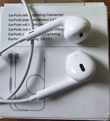 100% Genuine Official Apple Lightning EarPods Earphones IPad IPhone IPods A1748 • £7.99