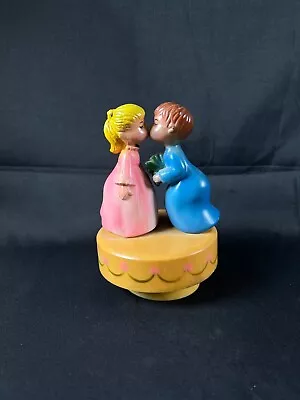 Vintage Boy Kissing Girl Music Box- Made In Japan- Lara's Theme Dr Zhivago  • $8.50