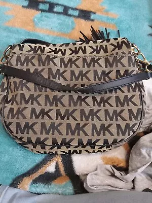 Michael Kors Half Dome Canvas Leather Shoulder Crossbody Bag • $40