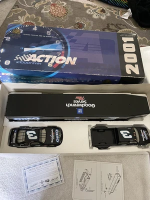$119.95 • Buy Action 1:24 Stock Car Crew Cab Show Trailer Limited Dale Earnhardt 2001