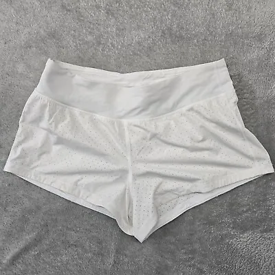 Lululemon Women's FINAL LAP White Shorts 2.5  SIZE 8 • £28.67