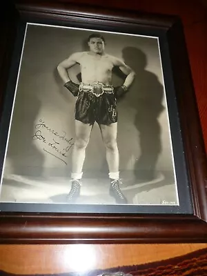 Boxing. Joe Louis Autographed 1939 Studio Photo. • $375