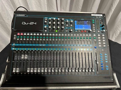 £1600 • Buy Allen & Heath QU24 Digital Mixing Desk With Flightcase