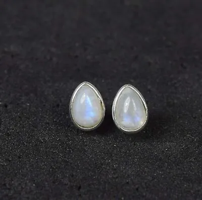 925 Solid Sterling Silver White Rainbow Moonstone Stud Earring N152 • $7.99