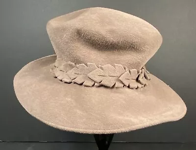 Barbara Feinman Millinery Vintage Hat • $19.99