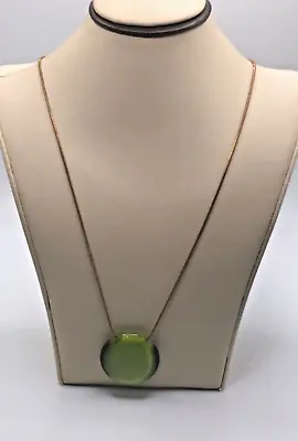 Vintage Gold Tone Green Glass Circle Pendant Necklace • $9.49