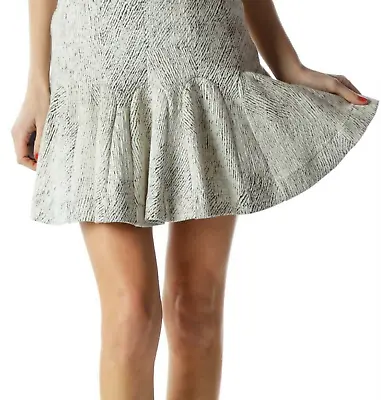 Banana Republic Flare Peplum Mini Skirt Size 4 White & Black • $6.27