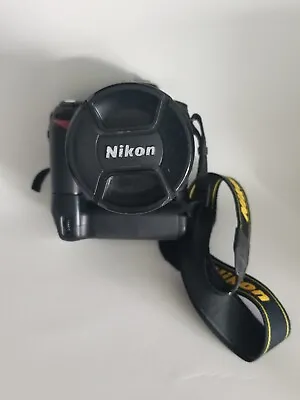 Nikon D90 Digital Camera W/Battery Pack 2392 Count • $395