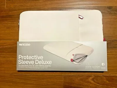 Incase Protective Deluxe Laptop Case For MacBook Pro 15  Retina White/Cranberry • $19.99