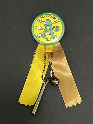 Vintage 1970’s Oakland Athletics A’s Pinback Button & Baseball Charms • $5