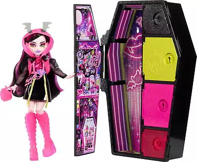 Neon Frights Draculaura Fashion Doll And Dress Up Vampire Locker. • $18.38