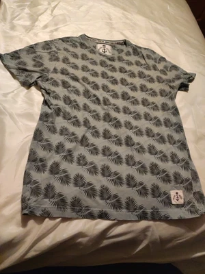 £1.20 • Buy T Shirt Cotton. Anchor And Release M Green