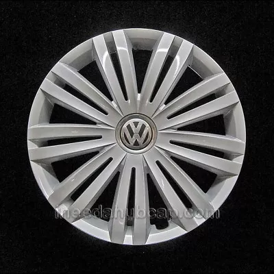 Volkswagen Passat 16" Hubcap 2014-2015 - Professionally Reconditioned Like • $64.95