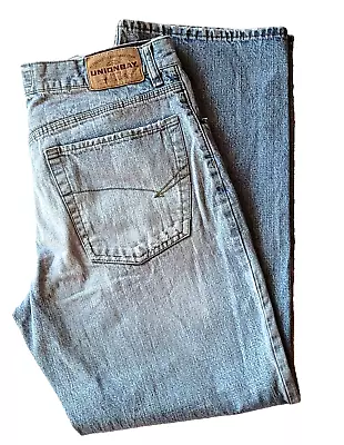 Union Bay Vintage Cut Size Mens 32/30 Denim Jeans Midrise Light Wash Distressed • $25.99