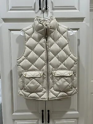 J.CREW Ivory/Cream Excursion Down Quilted Vest Gold Button Detail - Women’s PM • $16.50