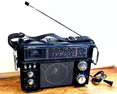 Excellent Sounding Vintage  RadioShack SW-100 12-649 Multi-band Radio. Tested. • £34.49