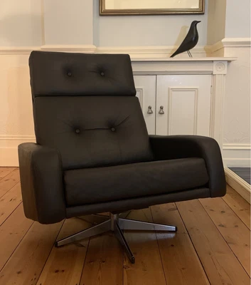 £2100 • Buy Super Rare Vintage James Bond Hille Robin Day Leo Swivel Armchair 