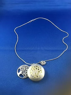 $7 • Buy Silver Essential Oil Diffuser Necklace Locket, Heart, Tree & Chain Plus Pads 