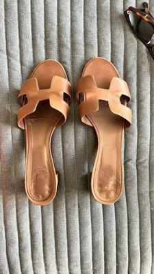 $600 • Buy HERMES Oasis Sandal 41 GOLD (worn)