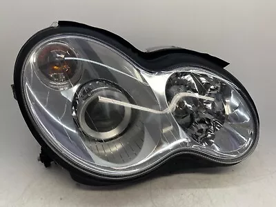 2000-2007 Mercedes C-Class W203 Right Passenger Headlight Bi Xenon A2038204261 • $220