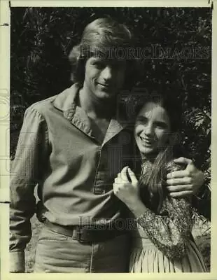 Press Photo Actors Dean Butler Melissa Gilbert In  Little House On The Prairie  • $15.99