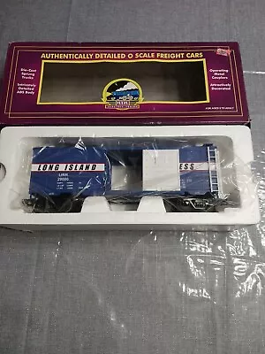 MTH Electric Trains  LONG ISLAND 40in BOX CAR #20-93147 Blue And White NIB • $55