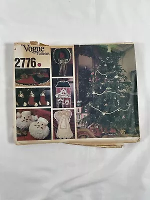 Vtg 1987 Vogue Christmas Pattern2776 Holiday Tree Skirt Wreath Stocking Uncut • $6.31