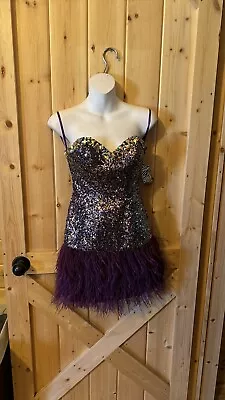 Beautiful Sequins And Feathers Dress!! Perfect For Mardi Gras!! It Is NWT Size 0 • $5