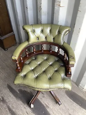 £195 • Buy VINTAGE GREEN LEATHER CAPTAINS CHAIR , SWIVEL  AND TILT, Cash On Pick Up Only