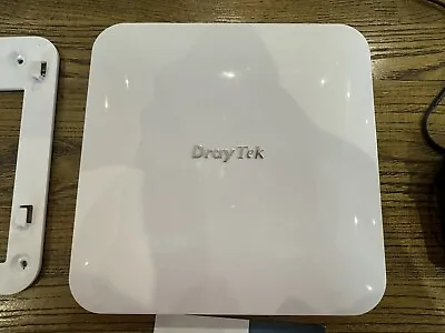 DrayTek VigorAP 1000C WiFi Access Point • £110