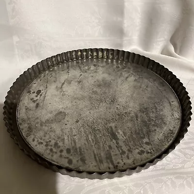 Vintage Metal Loose Base Round Fluted Flan / Quiche Tin 11” X1” • £5