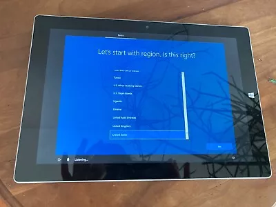 Microsoft Surface 3 - 4GB - Windows 10 - Intel Atom X7-Z8700 • $25