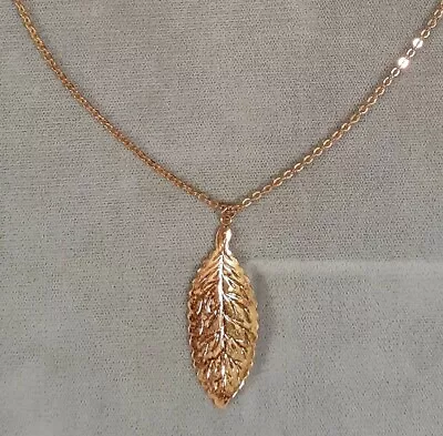 Vintage Leaf Pendant Sarah Coventry Necklace  • $6.50