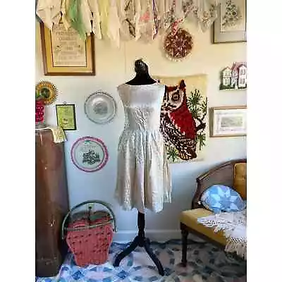 50's/60's Vintage Gold Brocade Cocktail Party Full Skirted Dress—AS IS • $15