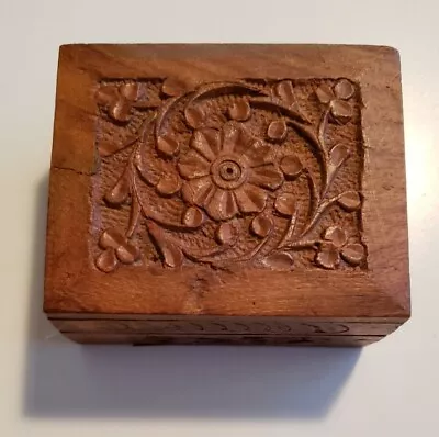 VtgOrnate Hand Carved Wooden Small Jewelry Trinket Stash Secret Box~India~Floral • $8.99