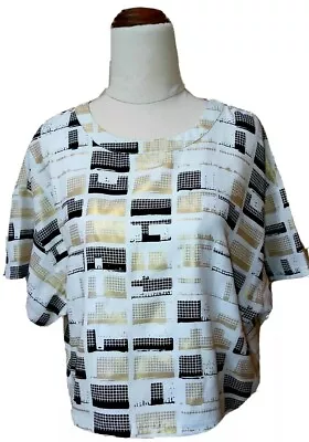 Basque Petite Cropped Top Sz 12 Gold Print Short Sleeve Office Pleat Corporate • $20.50