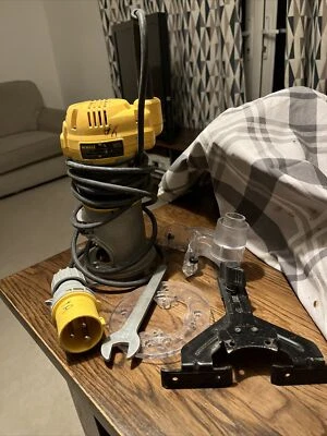 £90 • Buy Dewalt D26204 1/4” 110V Router