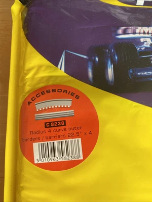 £3 • Buy Scalextric Outer Borders Radius 4 C 8238