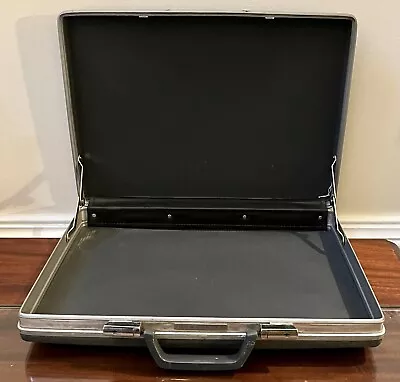 Vintage Slim 2.5” Samsonite Gray Briefcase Hardshell Attache Case MCM Madmen 60s • $39.91