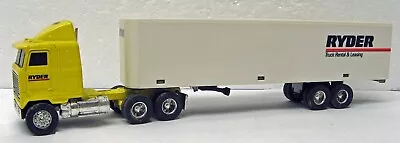 Mack Ultra-liner RYDER Truck Rental Semi Truck Trailer 1/64 ERTL M • $19.33