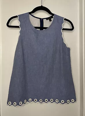 J.CREW Sleeveless Chambray Scalloped Top With Grommet Trim Blue White Size 4 • $16.99